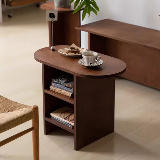 6JOHAN Classic Display Mini Table ウォルナットカラーの木製サイドテーブル カップと雑誌を置いたリビングシーン
