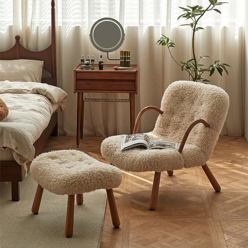 ふわふわボア素材のフラッフィーオットマン｜北欧風おしゃれ足置き