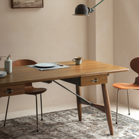 6JOHAN ウォルナットデスク 天板と引き出しのディテール 書斎やワークデスクとしての使用シーン
