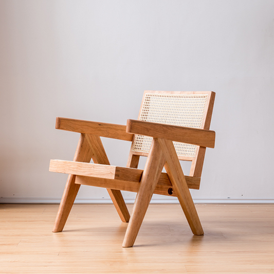 海外テイストの個性的なチェアからリモートワークにも最適な椅子まで