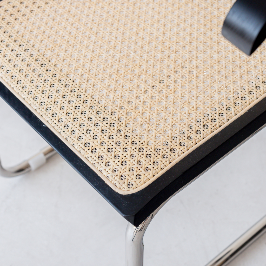 ラタンチェア キャンティレバーチェア ダイニング 在宅ワーク カフェに