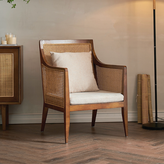 海外テイストの個性的なチェアからリモートワークにも最適な椅子まで