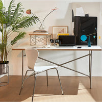 ホワイトの天板カラーは明るく洗練された空間を演出します。